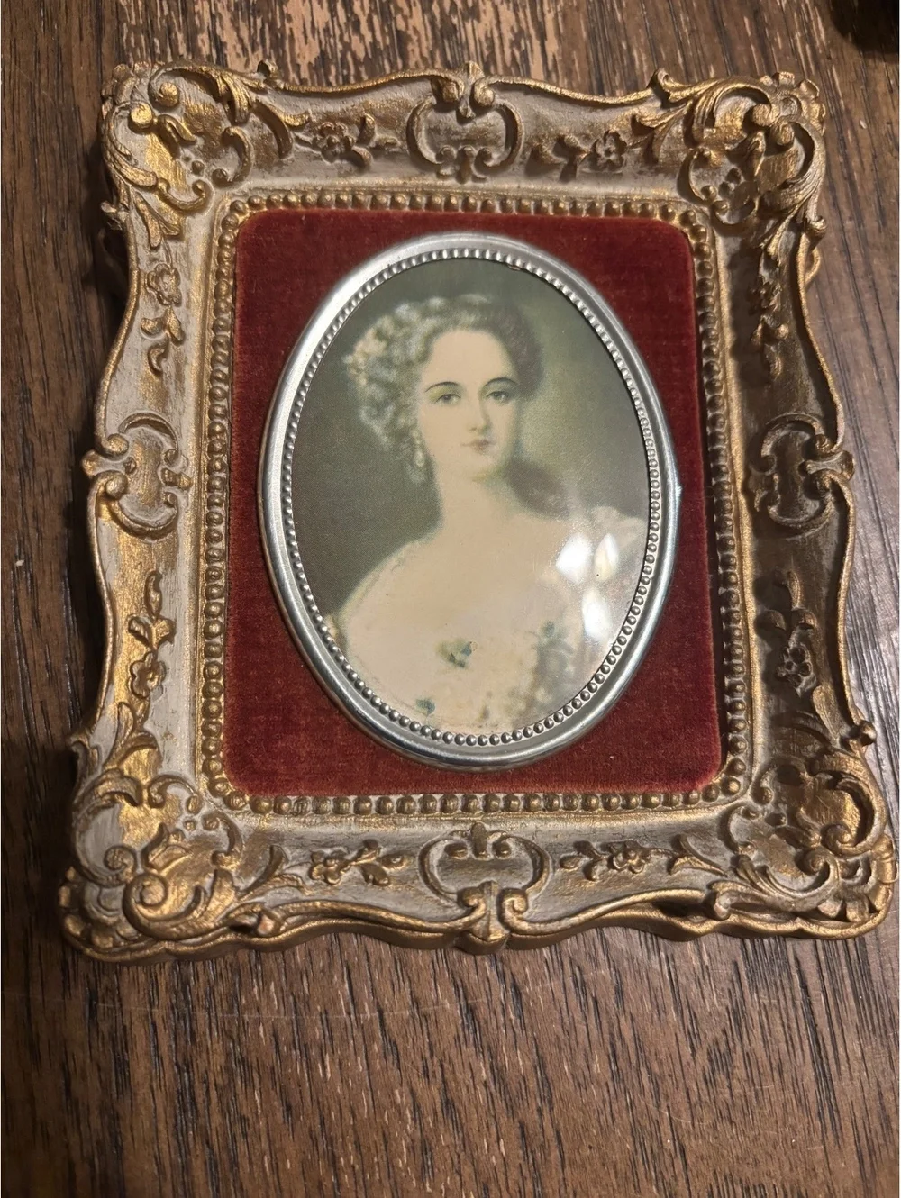 Vintage Mini Cameo Creations Pair Hubak Lady & Mrs Chaplin Plaster Frames